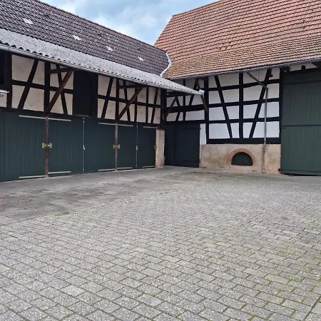 Gaestehaus Iwwerdorfer Hof Apartamento Büdingen