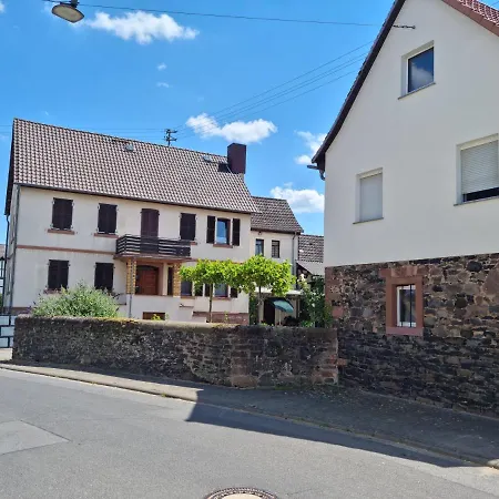 Gaestehaus Iwwerdorfer Hof *